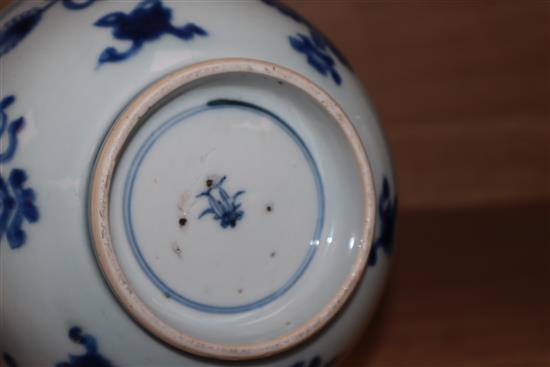 A Chinese Kangxi period blue and white bowl diameter 16cm